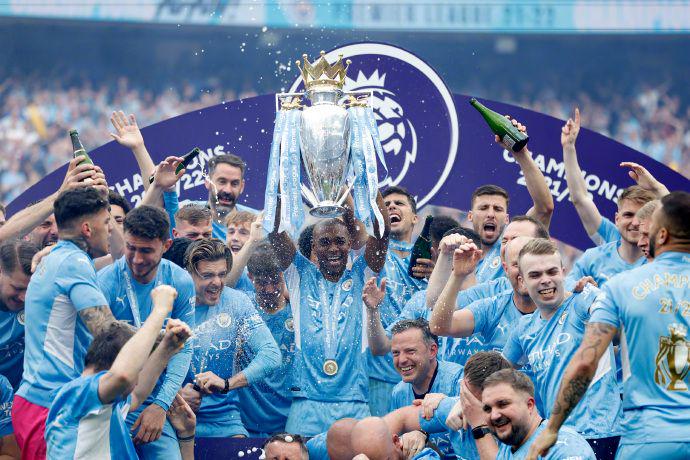 每体：众多欧洲球队有意王钰栋，最终目的地可能是英超或德甲（每体：欧洲多队竞逐王钰栋，或将转投英超或德甲）