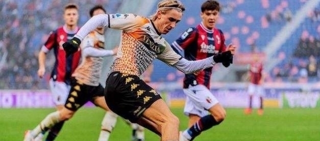 意甲媒体透露：米兰补强后防线时出现新名字：萨索洛的杰伊·伊德泽斯