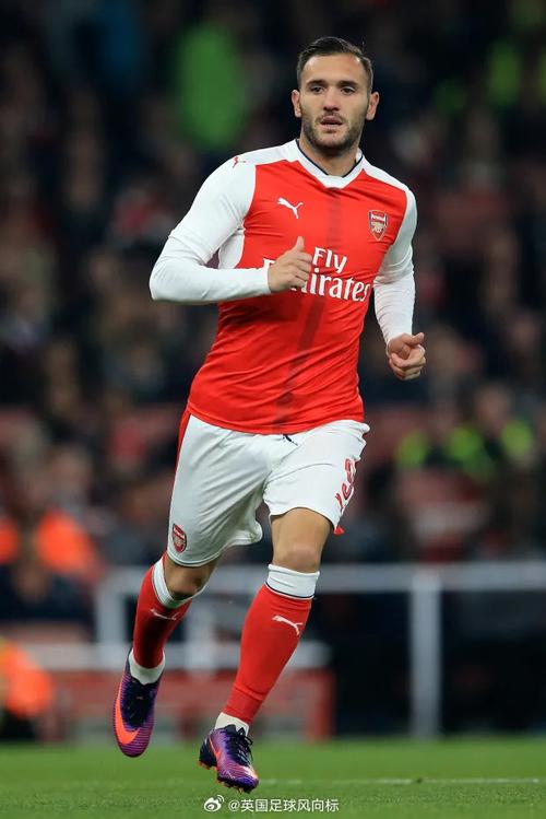 连续3场未首发，萨拉赫赛后发表激烈言论称被当成替罪羊，英媒曝利物浦选择支持斯洛特（三连场未首发，萨拉赫赛后怒言遭当替罪羊，英媒称利物浦力挺斯洛特）