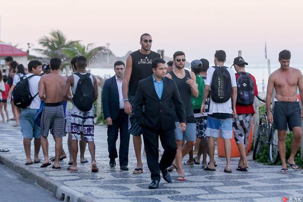 热身赛：U18国青2-1吉尔吉斯斯坦U18，魏祥鑫、贾伟伟建功（U18热身赛：国青2-1击败吉尔吉斯斯坦U18，魏祥鑫与贾伟伟破门）