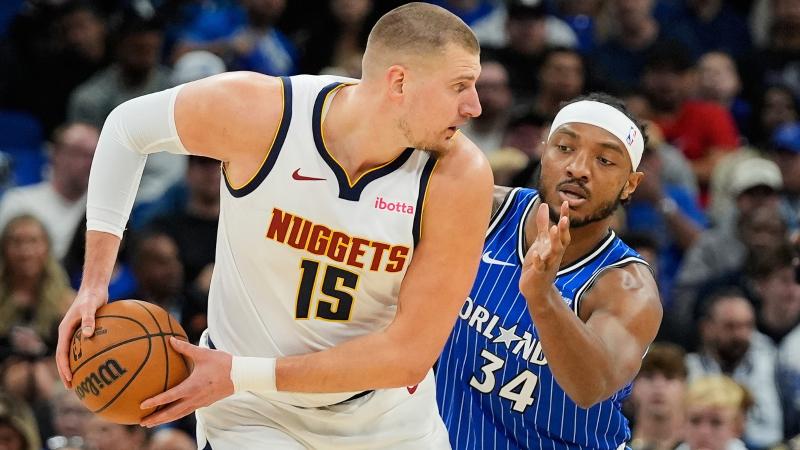 赫塔费主帅：西甲裁判要求尊重并哭诉自己有家人，谁没家人？（赫塔费主帅质疑西甲裁判：要求尊重又称自己有家庭，难道别人没有？）