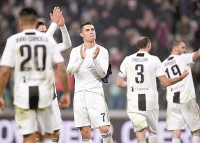 昂达夫连续6轮德甲进球，打破克林斯曼保持的斯图加特队史纪录（昂达夫德甲连场破门达6场，超越克林斯曼创斯图加特新纪录）