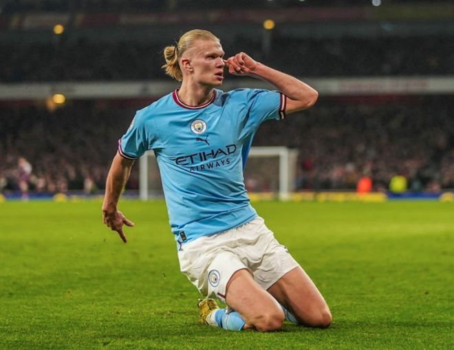 法国队火力全开（法国队攻势如潮）