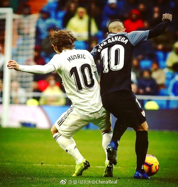 西甲：皇马客场2-2战平比利亚雷亚尔（西甲：皇马客场2-2平比利亚雷亚尔）