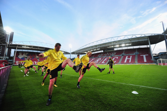 德转列21世纪参与进球榜：梅西1339球居首，C罗1253球第二（德转公布21世纪进球参与榜：梅西以1339球登顶，C罗以1253球列第二）