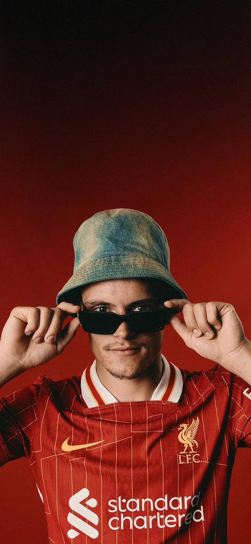 拉比奥出战的4场意甲米兰不败仅丢1球，缺阵7场仅3胜且丢8球（拉比奥在阵的4轮意甲米兰不败仅失1球，缺席7战仅取3胜并丢8球）