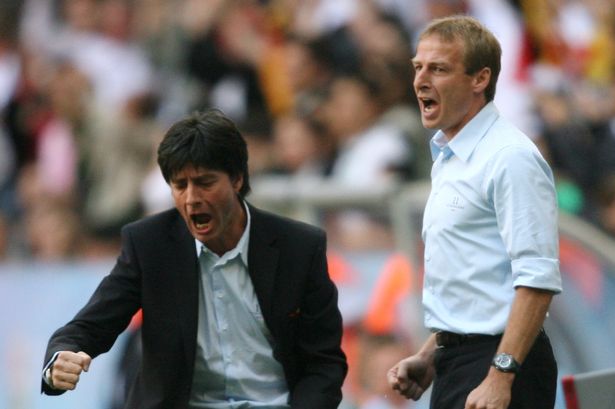 奥斯卡社媒祝贺老东家海港：我们是冠军！来之不易的冠军（奥斯卡社媒恭贺老东家海港：我们夺冠了，这一冠来之不易）